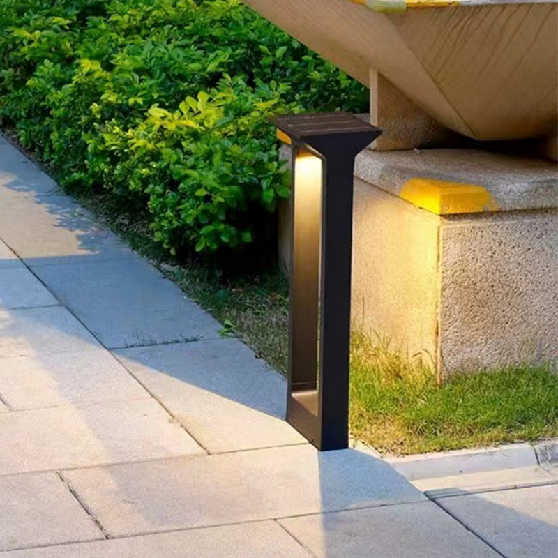 Intact Outdoor Solar Lamp Post With Motion Sensing, Waterproof, Suitable For Gazebos, Garden Lawns, Courtyards, Pedestrian Walks